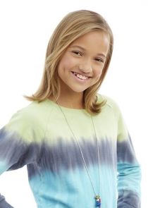 Kennedy White
as Vanessa