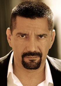 Steven Michael Quezada
as Steven Gomez
