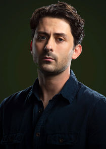 Andy Bean
as Alec Holland