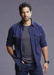 Adam Rodriguez
as Luke Alvez