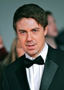 Andrew Buchan
as DI James Marsh