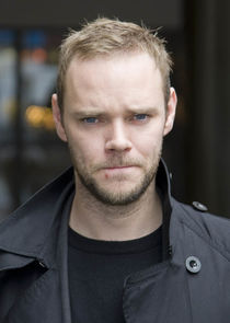 Joe Absolom
as Braden Moore