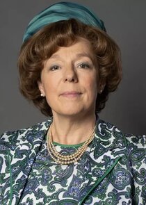 Annabelle Apsion
as Violet Gee