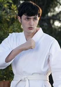 Gianni DeCenzo
as Demetri Alexopoulos