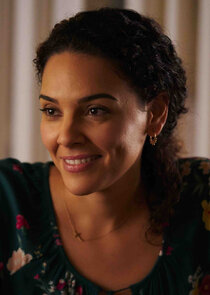 Vanessa Rubio
as Carmen Diaz