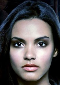 Jessica Lucas
as Skye Yarrow