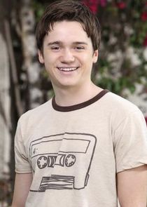 Dan Byrd
as Travis Cobb