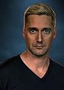 Ryan Eggold
as Ed Ramsey