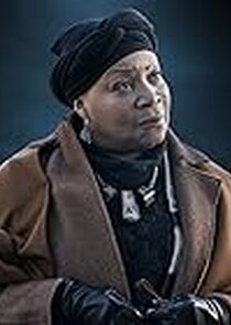 Juanita Jennings
as Regina 