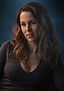 Alona Tal
as Kayla Craig