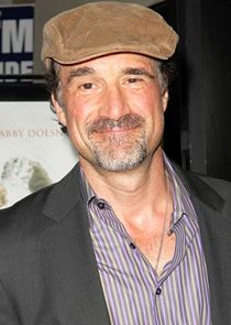 Elias Koteas
as Colonel Marks