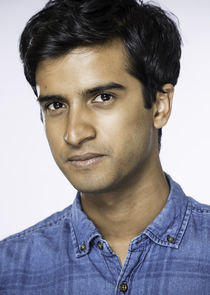 Hamza Jeetooa
as Vans