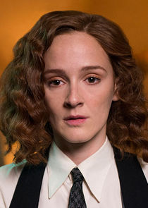 Ana Polvorosa
as Sara