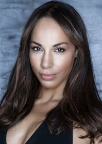 Amanda Brugel
as Gaia