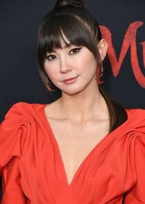 Kimiko Glenn
as Horse