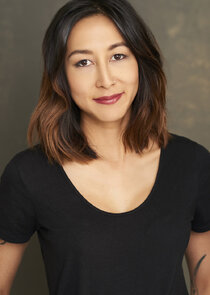 Megan Nicole Dong
as Glendale