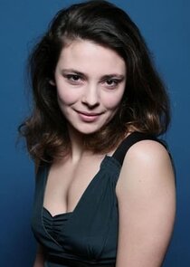 Jasmine Trinca
as Lucia