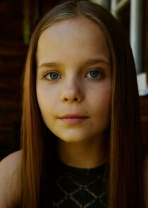 Davina Coleman
as Alice Ericsson-Taylor