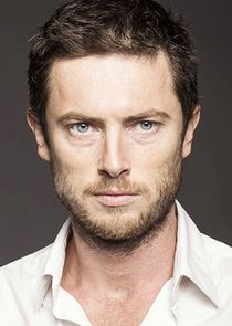 Henry David
as Ilya Andreev