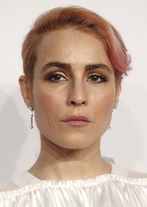 Noomi Rapace
as Jo Ericsson