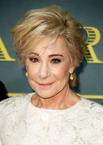 Zoë Wanamaker
as Maureen