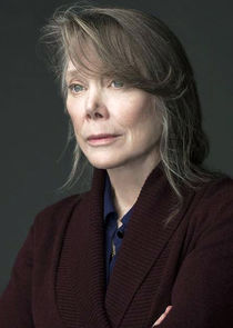 Sissy Spacek
as Ruth Deaver