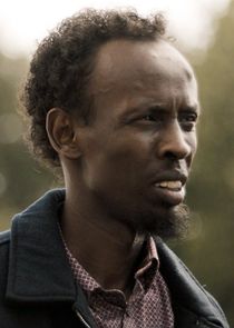 Barkhad Abdi
as Abdi Howlwadaag