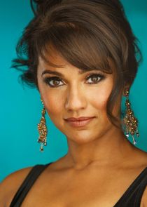 Suleka Mathew
as Arlene Branch