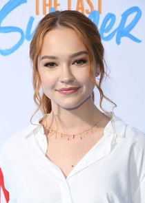 Sadie Stanley
as Megan Landry