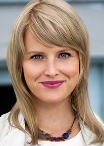 Sarah Smyth
as Justine Lockhart