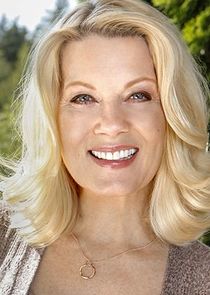 Barbara Niven
as Peggy Beldon