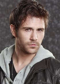 Matt Ryan
as Mick Rawson