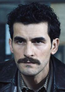 Joseph Gordon-Levitt
as Iosif Baciu