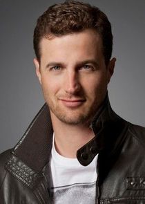 Brendan Penny
as Kevin O'Brien