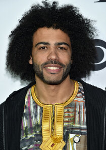 Daveed Diggs
as Government Lady