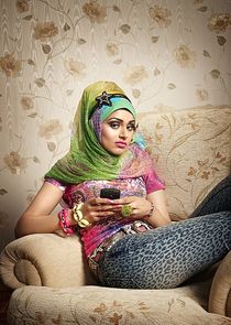 Bhavna Limbachia
as Alia Khan