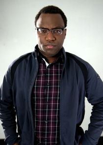 Omari Newton
as Lucas Ingram