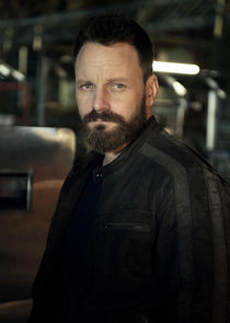 Ryan Robbins
as Brad Tonkin