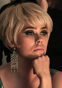 Birgitte Hjort Sørensen
as Ingrid