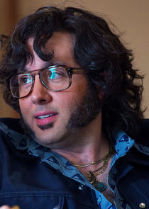 P.J. Byrne
as Scott Levitt