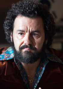 Max Casella
as Julius 