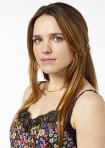 Jacqueline Byers
as Jillian Hayes