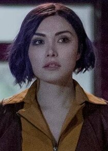 Daniella Pineda
as Faye Valentine