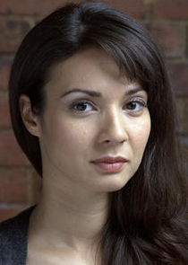 Moon Dailly
as Anne-Marie San