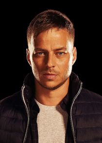 Tom Wlaschiha
as Sebastian Berger