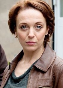 Amanda Abbington
as Louise Munroe