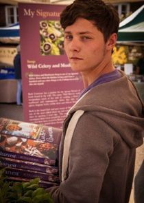 Tyger Drew-Honey
as Dylan Thompson