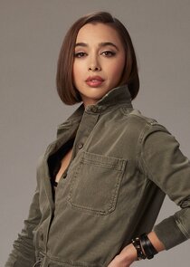 Emma Caymares
as Celia