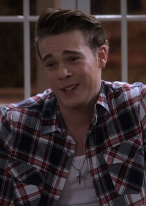 Ricardo Hurtado
as Tuck Haywood