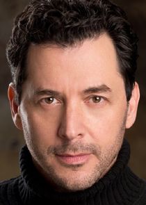 Corey Parker
as Pete Isacson